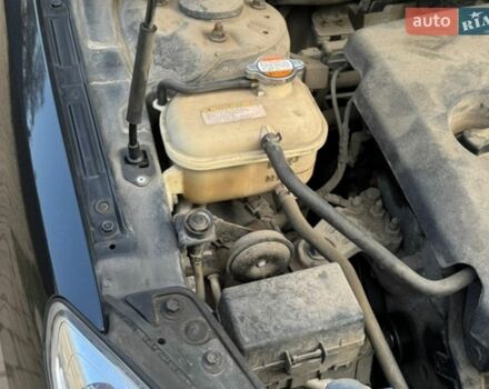 Черный Хендай i30, объемом двигателя 1.6 л и пробегом 223 тыс. км за 6000 $, фото 7 на Automoto.ua