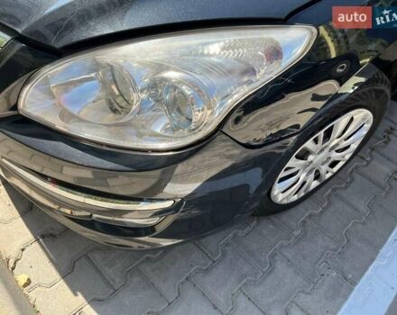 Черный Хендай i30, объемом двигателя 1.58 л и пробегом 234 тыс. км за 5650 $, фото 5 на Automoto.ua