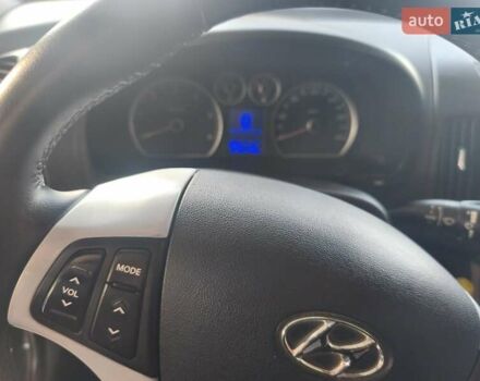 Чорний Хендай i30, об'ємом двигуна 1.58 л та пробігом 270 тис. км за 4600 $, фото 11 на Automoto.ua