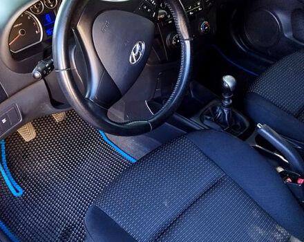 Черный Хендай i30, объемом двигателя 1.6 л и пробегом 207 тыс. км за 6450 $, фото 11 на Automoto.ua