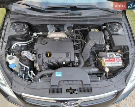 Черный Хендай i30, объемом двигателя 1.59 л и пробегом 198 тыс. км за 6400 $, фото 10 на Automoto.ua