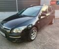 Черный Хендай i30, объемом двигателя 1.6 л и пробегом 200 тыс. км за 5500 $, фото 3 на Automoto.ua