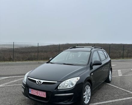 Черный Хендай i30, объемом двигателя 1.6 л и пробегом 216 тыс. км за 6550 $, фото 3 на Automoto.ua