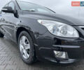 Черный Хендай i30, объемом двигателя 1.6 л и пробегом 169 тыс. км за 6150 $, фото 10 на Automoto.ua