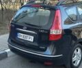 Черный Хендай i30, объемом двигателя 1.6 л и пробегом 143 тыс. км за 6800 $, фото 6 на Automoto.ua