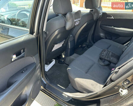 Черный Хендай i30, объемом двигателя 1.59 л и пробегом 226 тыс. км за 6500 $, фото 12 на Automoto.ua