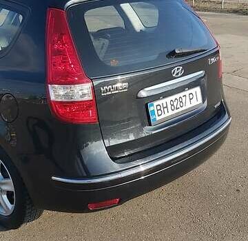 Чорний Хендай i30, об'ємом двигуна 1.6 л та пробігом 143 тис. км за 6800 $, фото 11 на Automoto.ua