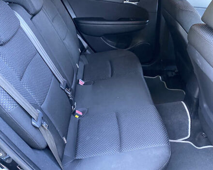 Чорний Хендай i30, об'ємом двигуна 1.6 л та пробігом 232 тис. км за 6200 $, фото 14 на Automoto.ua