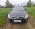 Чорний Хендай i30, об'ємом двигуна 1.6 л та пробігом 227 тис. км за 5800 $, фото 1 на Automoto.ua