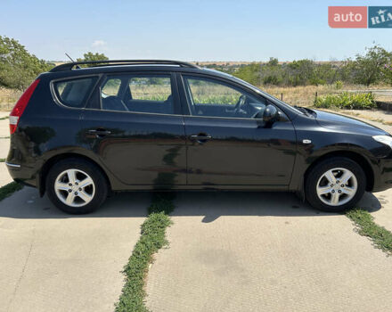 Черный Хендай i30, объемом двигателя 1.59 л и пробегом 226 тыс. км за 6500 $, фото 7 на Automoto.ua