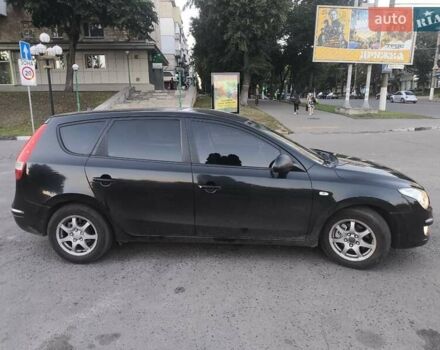 Черный Хендай i30, объемом двигателя 1.59 л и пробегом 207 тыс. км за 6250 $, фото 6 на Automoto.ua