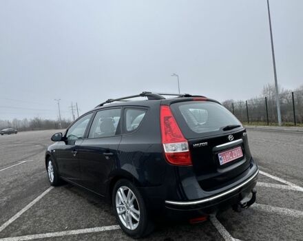 Черный Хендай i30, объемом двигателя 1.6 л и пробегом 216 тыс. км за 6550 $, фото 2 на Automoto.ua