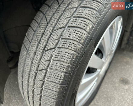 Черный Хендай i30, объемом двигателя 1.4 л и пробегом 199 тыс. км за 5599 $, фото 16 на Automoto.ua