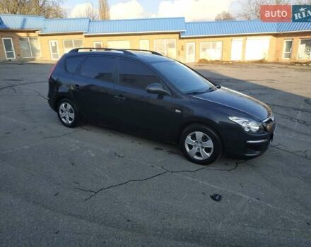 Черный Хендай i30, объемом двигателя 1.4 л и пробегом 158 тыс. км за 5600 $, фото 3 на Automoto.ua