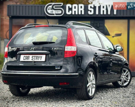 Черный Хендай i30, объемом двигателя 1.6 л и пробегом 187 тыс. км за 6900 $, фото 15 на Automoto.ua