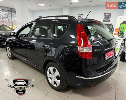 Черный Хендай i30, объемом двигателя 1.4 л и пробегом 190 тыс. км за 6900 $, фото 3 на Automoto.ua