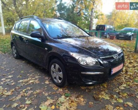 Хендай i30 2009 у Черкасах на Automoto.ua Чорний Хендай i30, об'ємом двигуна 1.4 л та пробігом 188 тис. км за 6150 $, фото 7 на Automoto.ua