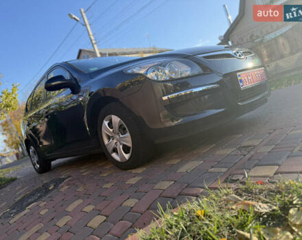 Хендай i30 2009 в Борисполе на Automoto.ua Черный Хендай i30, объемом двигателя 1.6 л и пробегом 229 тыс. км за 7000 $, фото 17 на Automoto.ua
