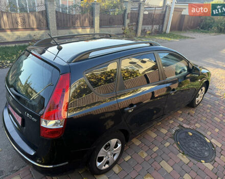 Хендай i30 2009 в Борисполе на Automoto.ua Черный Хендай i30, объемом двигателя 1.6 л и пробегом 229 тыс. км за 7000 $, фото 15 на Automoto.ua