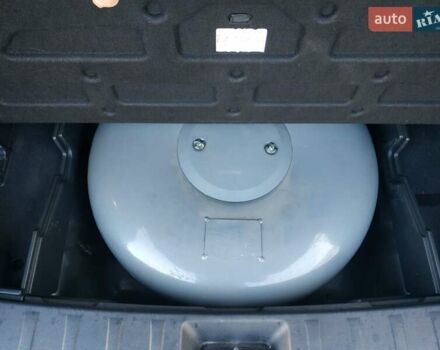 Черный Хендай i30, объемом двигателя 1.4 л и пробегом 158 тыс. км за 5600 $, фото 22 на Automoto.ua