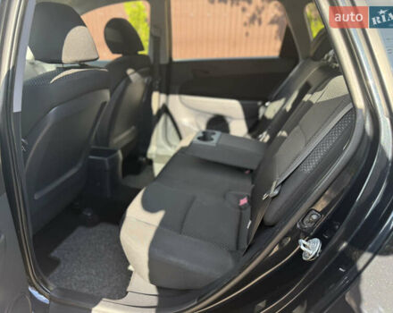 Хендай i30 2009 в Борисполе на Automoto.ua Черный Хендай i30, объемом двигателя 1.4 л и пробегом 146 тыс. км за 6800 $, фото 29 на Automoto.ua
