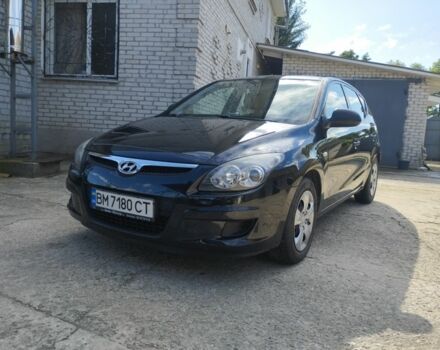 Черный Хендай i30, объемом двигателя 1.4 л и пробегом 163 тыс. км за 5300 $, фото 8 на Automoto.ua