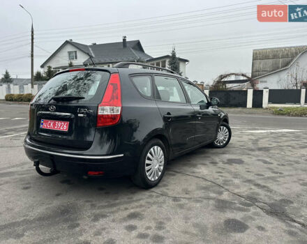Черный Хендай i30, объемом двигателя 1.4 л и пробегом 199 тыс. км за 5599 $, фото 11 на Automoto.ua