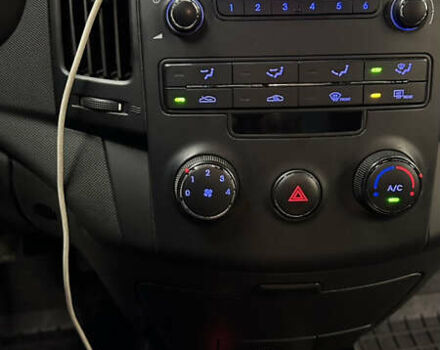 Черный Хендай i30, объемом двигателя 1.58 л и пробегом 243 тыс. км за 5500 $, фото 27 на Automoto.ua