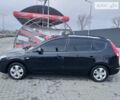 Черный Хендай i30, объемом двигателя 1.4 л и пробегом 173 тыс. км за 5800 $, фото 9 на Automoto.ua