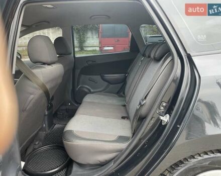 Хендай i30 2009 в Чернигове на Automoto.ua Черный Хендай i30, объемом двигателя 1.6 л и пробегом 262 тыс. км за 5600 $, фото 8 на Automoto.ua