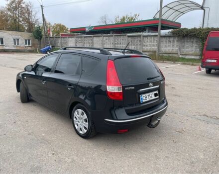 Черный Хендай i30, объемом двигателя 1.6 л и пробегом 262 тыс. км за 5600 $, фото 4 на Automoto.ua
