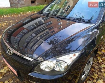 Хендай i30 2009 у Черкасах на Automoto.ua Чорний Хендай i30, об'ємом двигуна 1.4 л та пробігом 188 тис. км за 6150 $, фото 5 на Automoto.ua