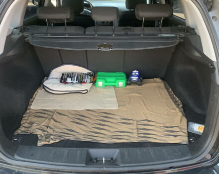 Черный Хендай i30, объемом двигателя 1.4 л и пробегом 92 тыс. км за 5800 $, фото 6 на Automoto.ua