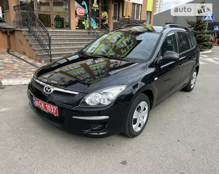 Черный Хендай i30, объемом двигателя 1.4 л и пробегом 158 тыс. км за 6800 $, фото 2 на Automoto.ua