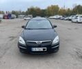 Черный Хендай i30, объемом двигателя 1.6 л и пробегом 262 тыс. км за 5600 $, фото 1 на Automoto.ua