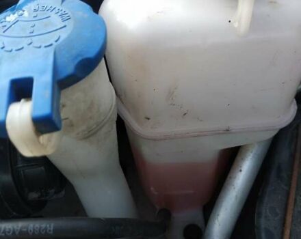 Черный Хендай i30, объемом двигателя 1.4 л и пробегом 158 тыс. км за 5600 $, фото 24 на Automoto.ua