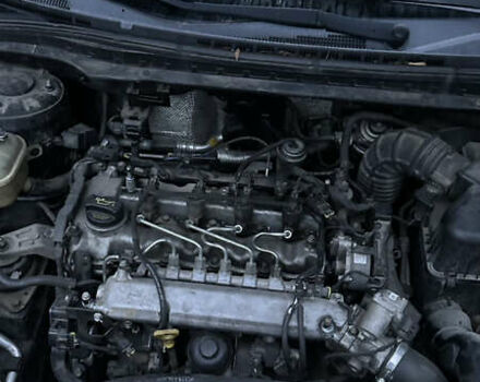 Черный Хендай i30, объемом двигателя 1.58 л и пробегом 243 тыс. км за 5500 $, фото 8 на Automoto.ua