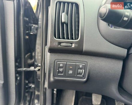 Черный Хендай i30, объемом двигателя 1.6 л и пробегом 187 тыс. км за 6900 $, фото 48 на Automoto.ua