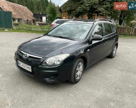 Черный Хендай i30, объемом двигателя 1.58 л и пробегом 242 тыс. км за 4950 $, фото 6 на Automoto.ua