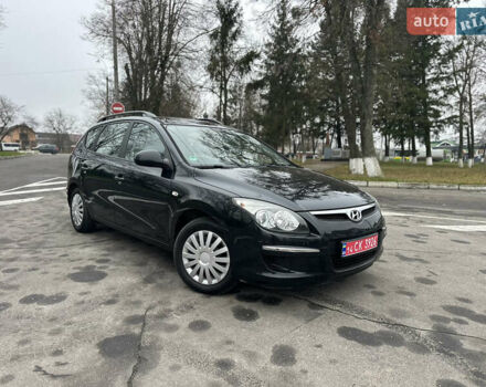 Черный Хендай i30, объемом двигателя 1.4 л и пробегом 199 тыс. км за 5599 $, фото 20 на Automoto.ua