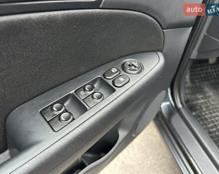 Черный Хендай i30, объемом двигателя 1.4 л и пробегом 199 тыс. км за 5599 $, фото 32 на Automoto.ua