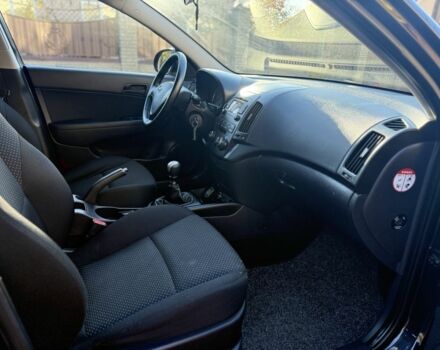 Хендай i30 2009 в Борисполе на Automoto.ua Черный Хендай i30, объемом двигателя 1.6 л и пробегом 229 тыс. км за 7000 $, фото 13 на Automoto.ua