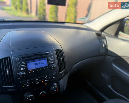 Хендай i30 2009 в Борисполе на Automoto.ua Черный Хендай i30, объемом двигателя 1.6 л и пробегом 229 тыс. км за 7000 $, фото 30 на Automoto.ua