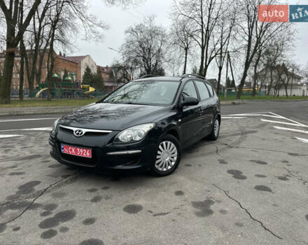 Черный Хендай i30, объемом двигателя 1.4 л и пробегом 199 тыс. км за 5599 $, фото 2 на Automoto.ua