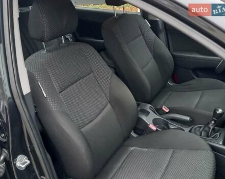 Черный Хендай i30, объемом двигателя 1.4 л и пробегом 216 тыс. км за 6300 $, фото 30 на Automoto.ua