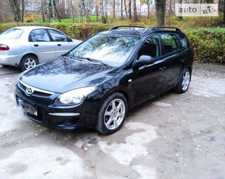 Черный Хендай i30, объемом двигателя 1.6 л и пробегом 185 тыс. км за 6200 $, фото 9 на Automoto.ua