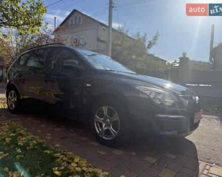 Хендай i30 2009 в Борисполе на Automoto.ua Черный Хендай i30, объемом двигателя 1.4 л и пробегом 146 тыс. км за 6800 $, фото 7 на Automoto.ua