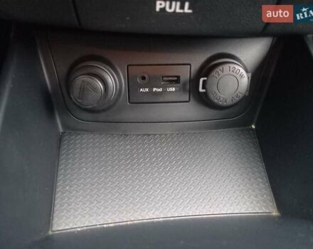 Черный Хендай i30, объемом двигателя 1.4 л и пробегом 216 тыс. км за 6300 $, фото 9 на Automoto.ua