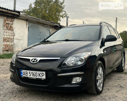 Чорний Хендай i30, об'ємом двигуна 1.59 л та пробігом 247 тис. км за 6250 $, фото 4 на Automoto.ua