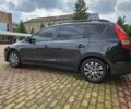 Черный Хендай i30, объемом двигателя 1.4 л и пробегом 157 тыс. км за 6700 $, фото 7 на Automoto.ua
